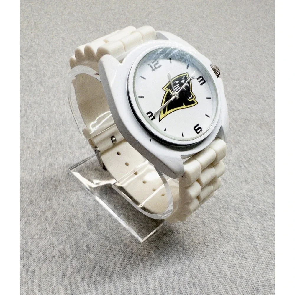 The Unbranded Brand panthers white